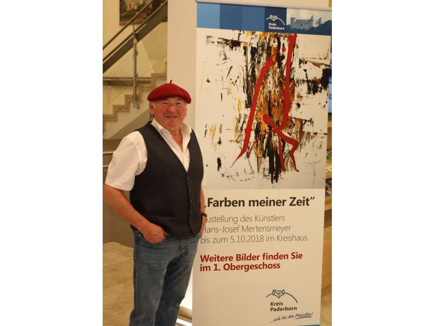Impressionen der Ausstellung "Farben meiner Zeit" im Kreishaus Paderborn (Foto: © Kreis Paderborn)
